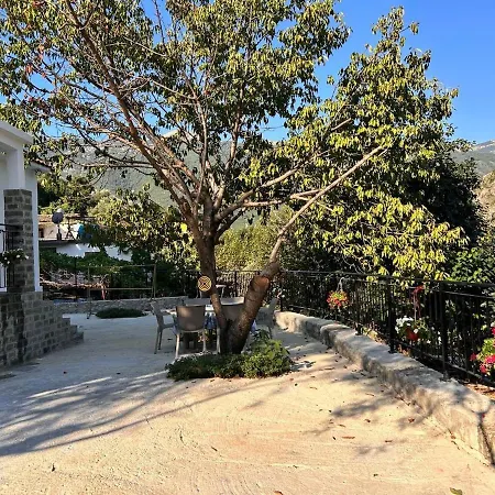 Dukat Bliss 01 - Mountain View, 15 Min From Apartment Vlorë