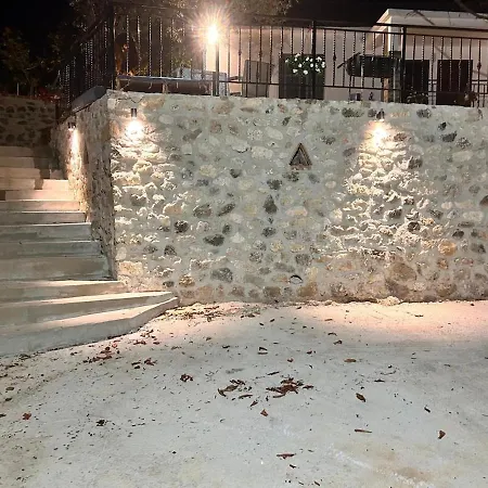 Dukat Bliss 01 - Mountain View, 15 Min From Apartment Vlorë