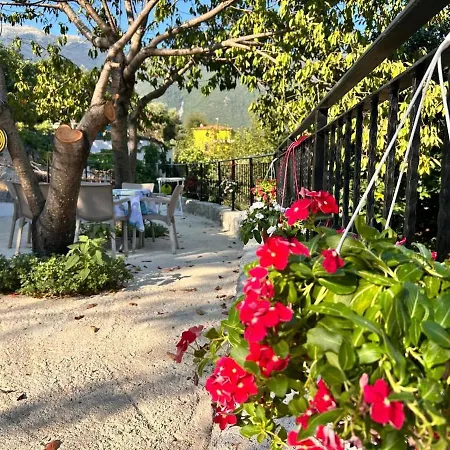 Dukat Bliss 01 - Mountain View, 15 Min From