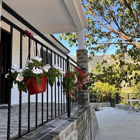 Dukat Bliss 01 - Mountain View, 15 Min From Apartment *